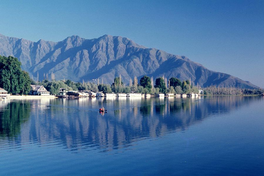 Kashmir Honeymoon Tour Package